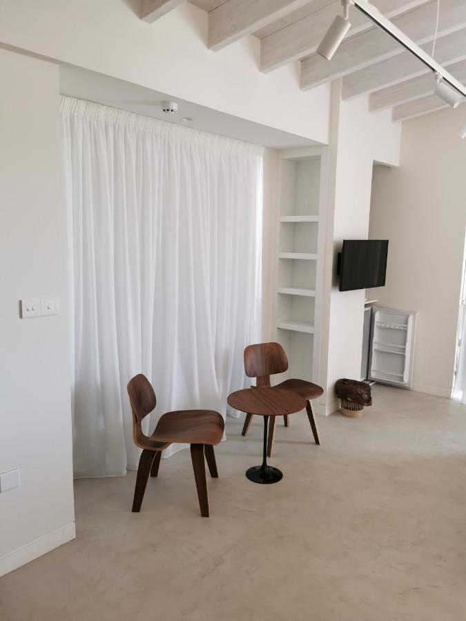 Y & P Latchi Hotel Luaran gambar